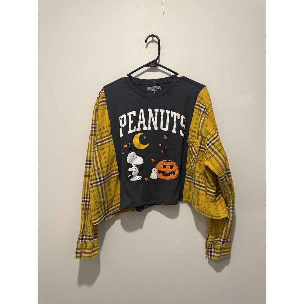 Rework Upcycle Grunge Oversize Crop Peanuts Snoopy Cozy Fall Halloween Top M/L